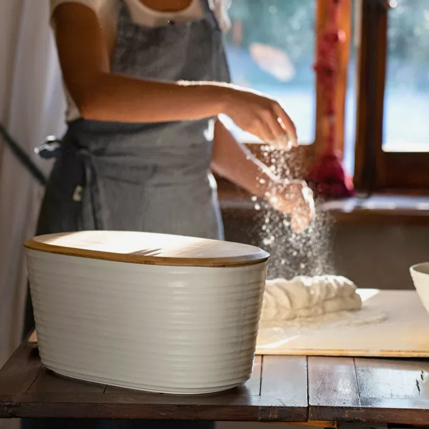 Guzzini | Boîte à pain avec couvercle-planche à pain en bamboo Tierra
