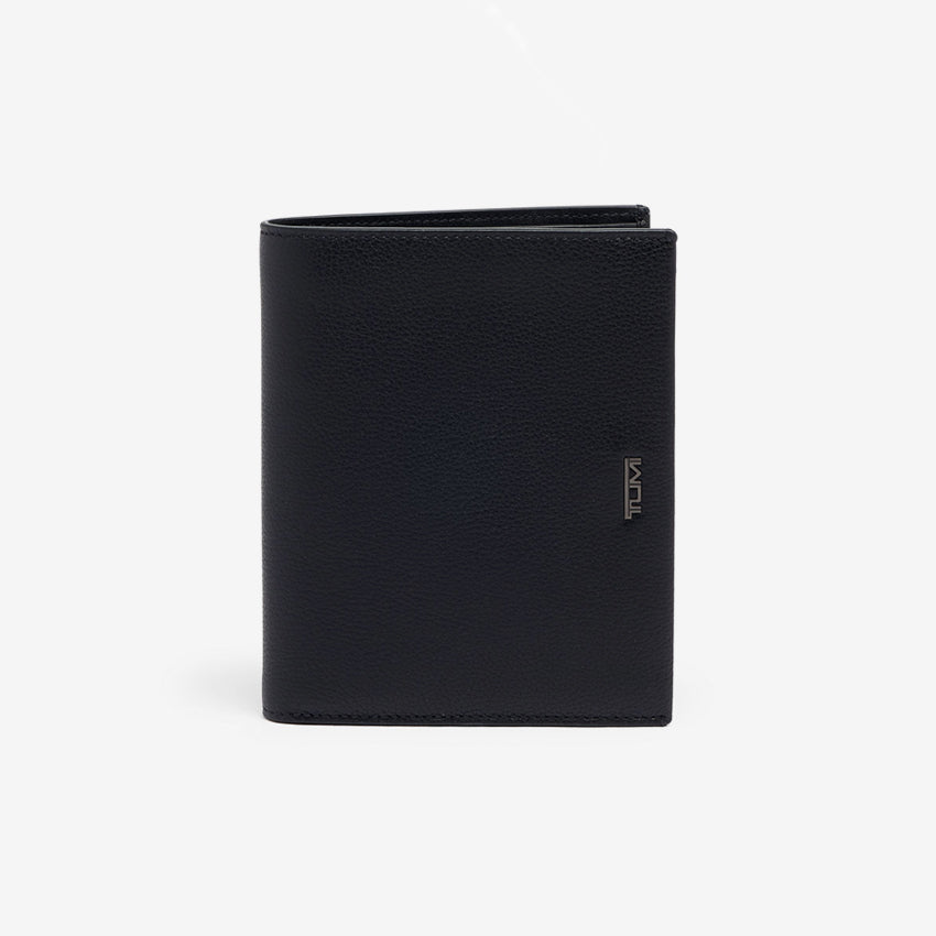 Tumi | Nassau Passport Case Black Texture