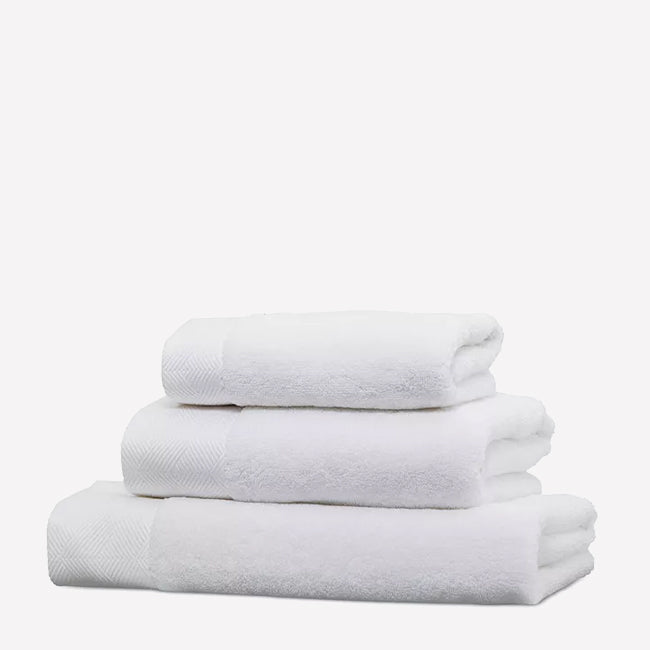 Maison Lipari FRETTE Diamond Bordo Bath Towel |White Cotton| 76x147 cm  FRETTE.