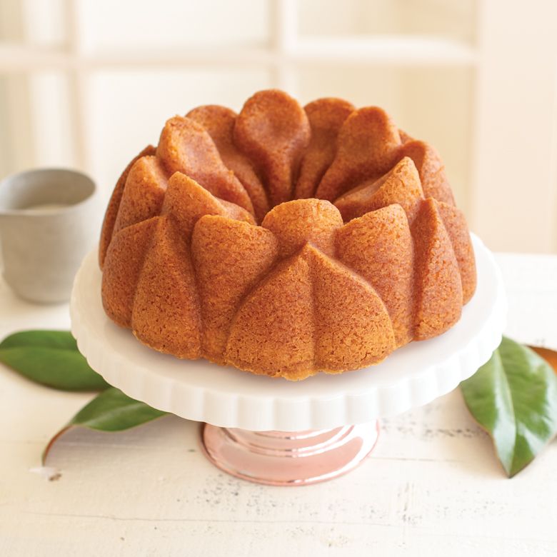 Nordicware | Magnolia 10 cup Bundt Cake Pan (moule à gâteau Bundt)