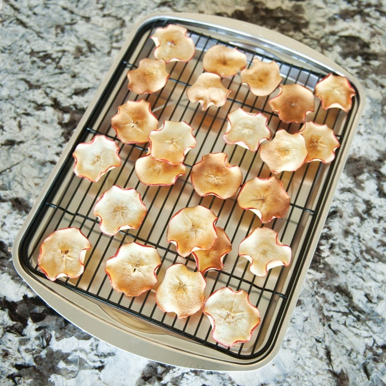Maison Lipari Crisp Baking Tray & Rack  NORDICWARE.