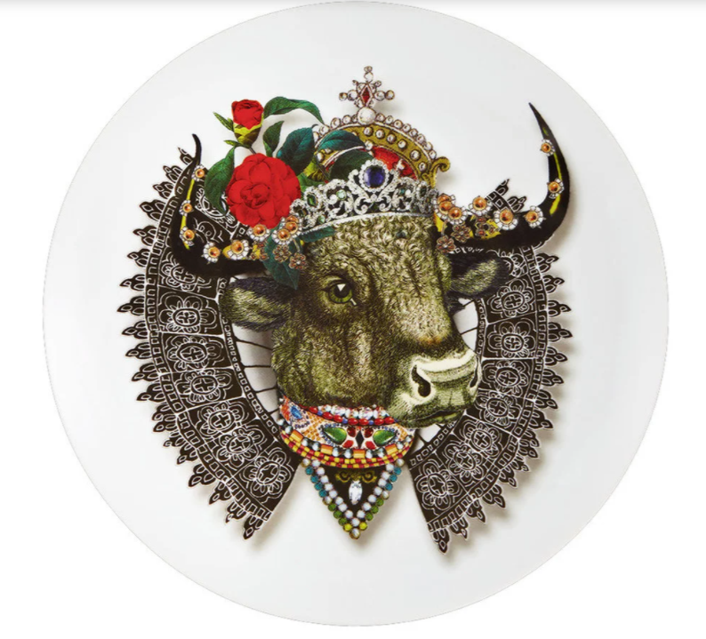 Maison Lipari Christian Lacroix - Love Who You Want Dessert Plate "Queenbull" 1.1x9.13x9.13  VISTA ALEGRE.