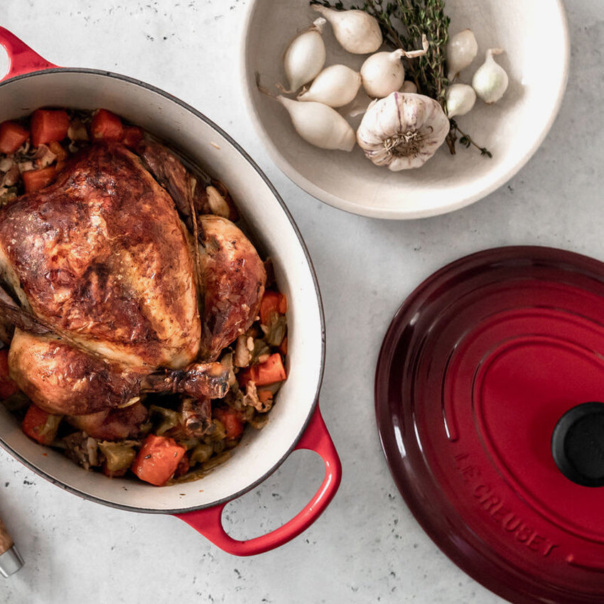 Le Creuset | Signature Cast Iron Dutch Oven - Oval