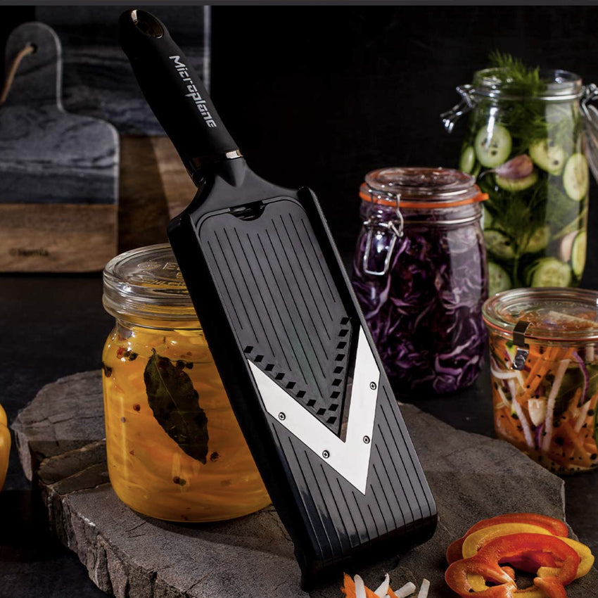 Microplane | Adjustable V-Slicer with Julienne Blade - Black