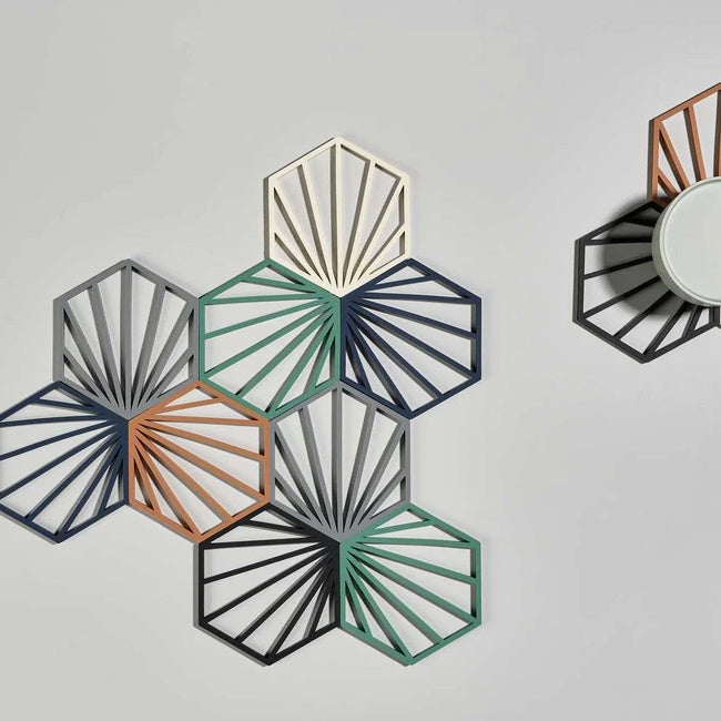 Maison Lipari SHELL Trivet Cool-Grey Silicone 16x14cm/6x5.5" ZONE.