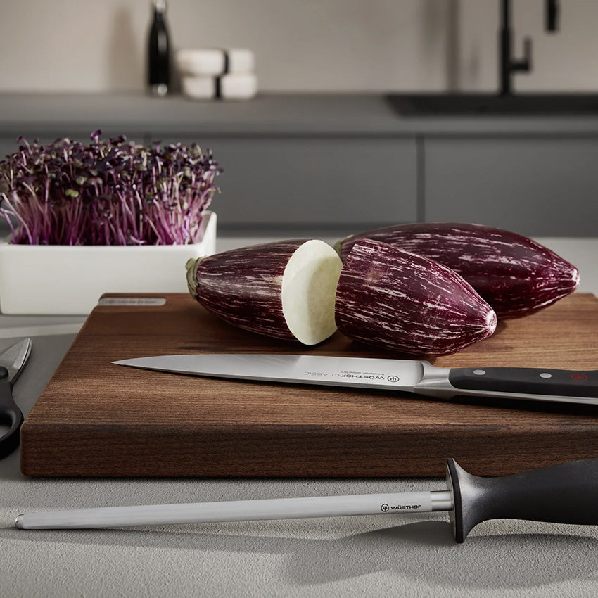 KNIVES & ACCESSORIES