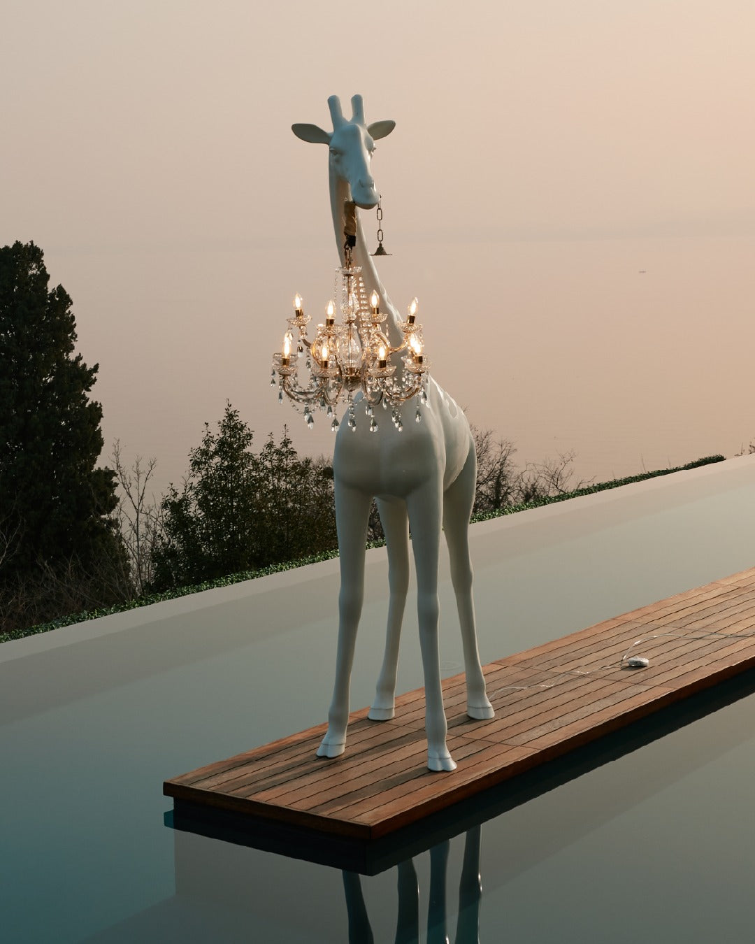 Qeeboo | Giraffe in Love M Outdoor Lamp