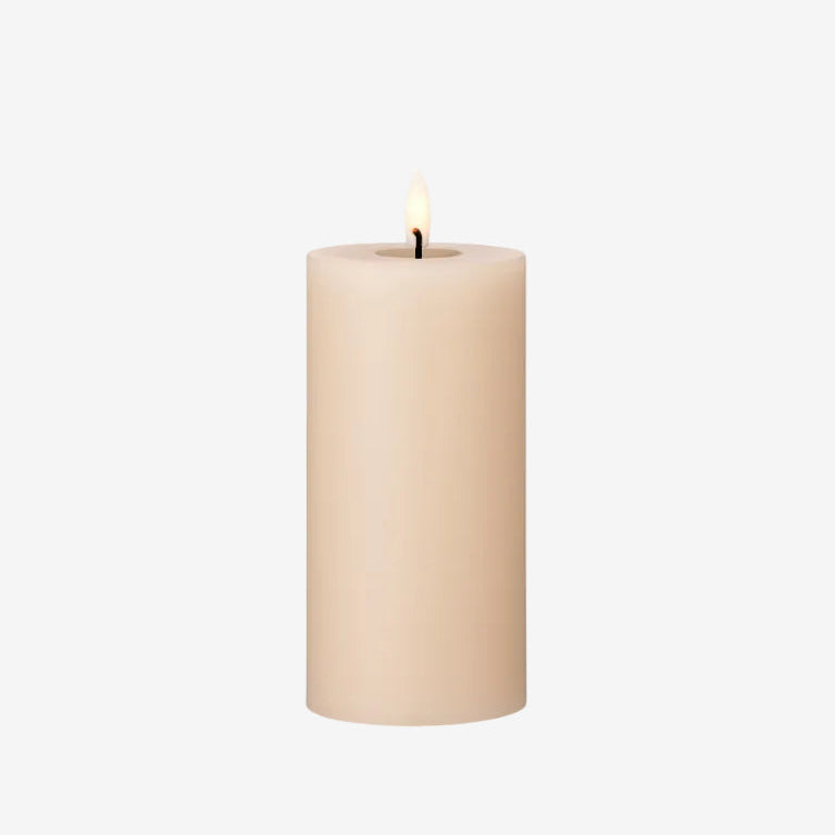 Ester & Erik | Led Pillar Candle