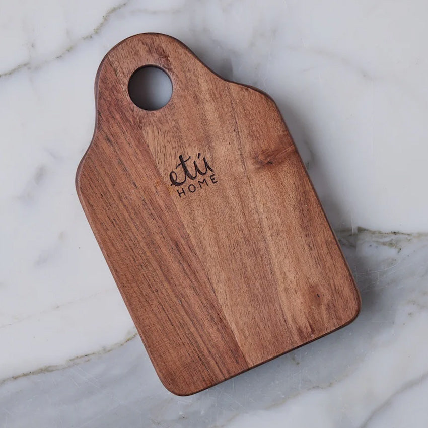 etúHOME | Small Dutch Cheese Board with Spreader