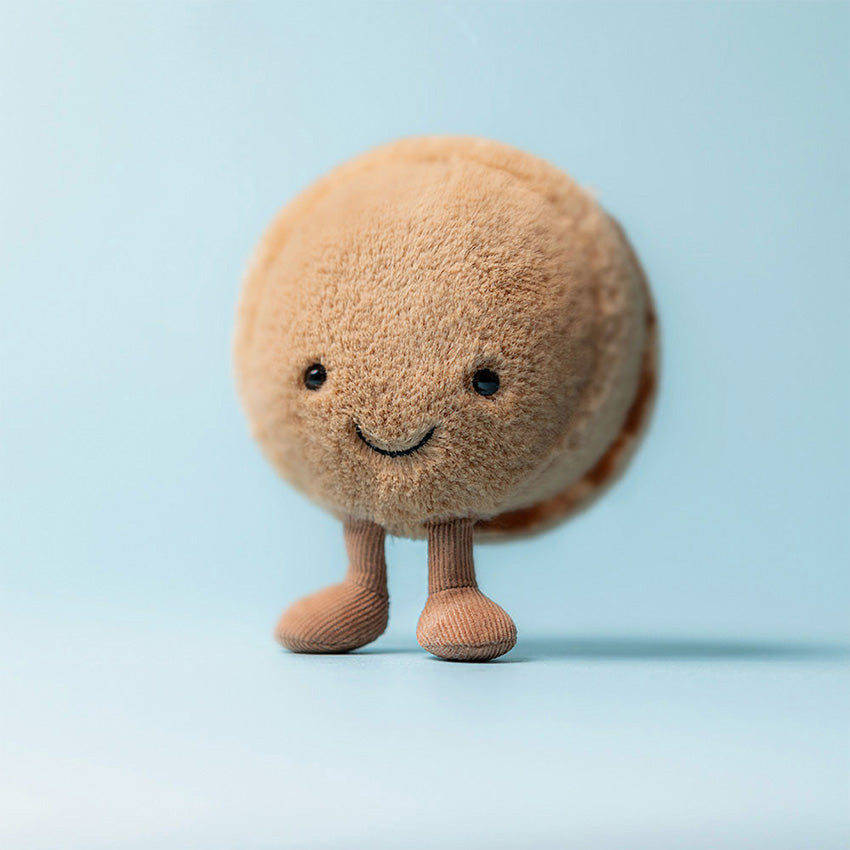 Jellycat | Amuseables Mona Macaron (Chocolate)