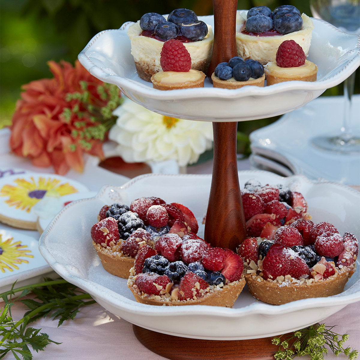 Juliska | Berry & Thread Two Tiered Server