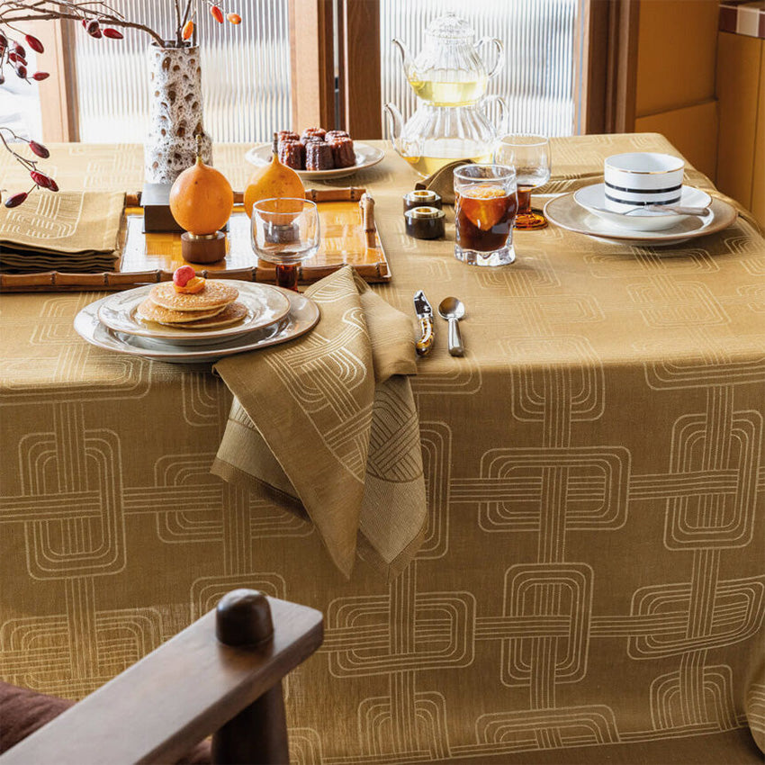 Le Jacquard Francais | Hotel Particulier Tablecloth