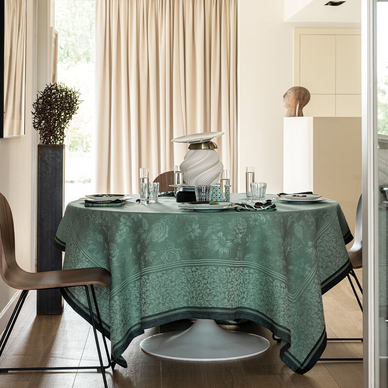 Le Jacquard Français | Romance Tablecloth