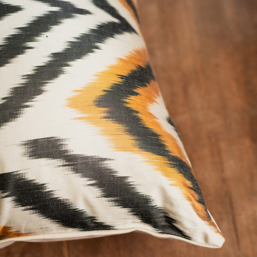 Les Ottomans | Silk Ikat Cushion - Diamond