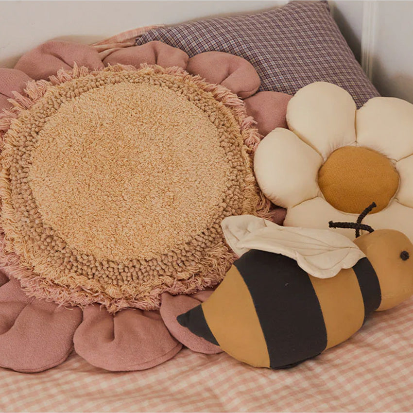 Lorena Canals | Coussin de sol Marguerite Rose