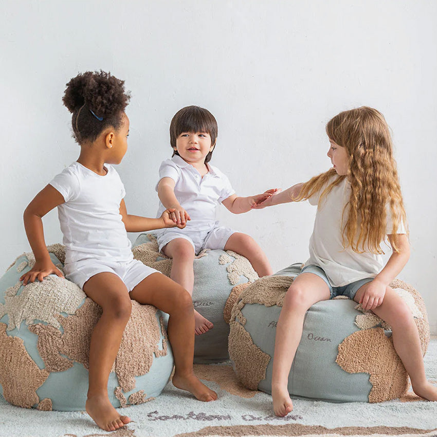 Lorena Canals | Pouf Mappemonde
