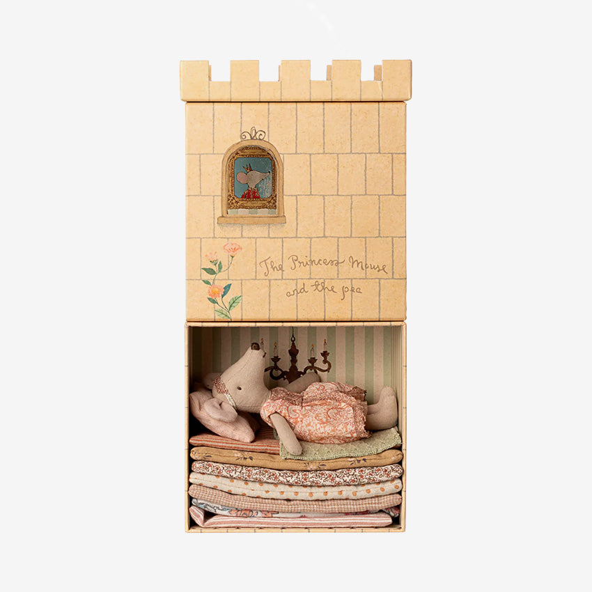 Maileg | Princess and the Pea - Big Sister Mouse