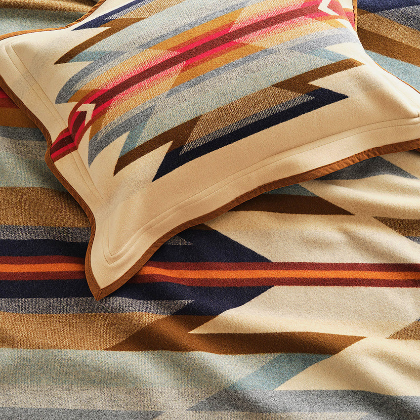 Pendleton | Wyeth Trail Blanket Beige - Twin