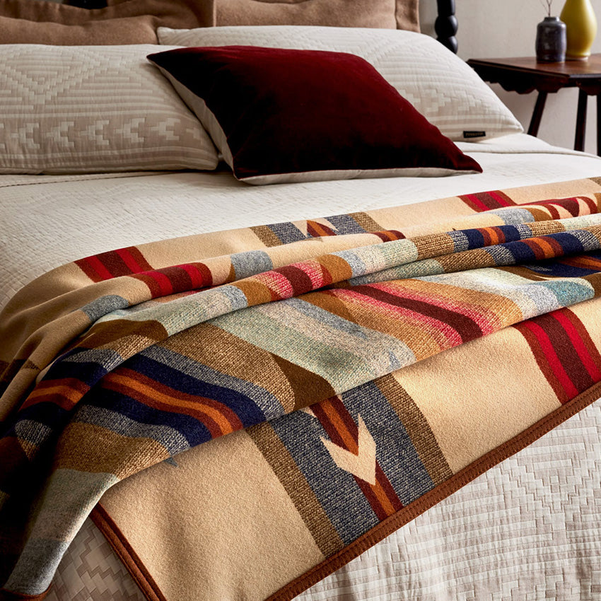 Pendleton | Wyeth Trail Blanket Beige - Twin