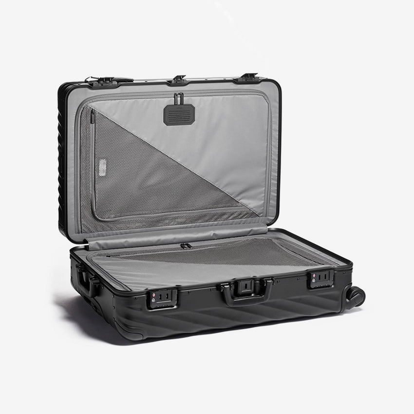 Tumi | 19 Degree Aluminum Luggage