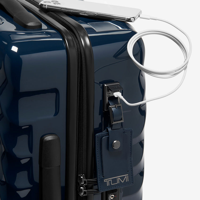 Tumi | 19 Degree International Expandable 4 Wheeled