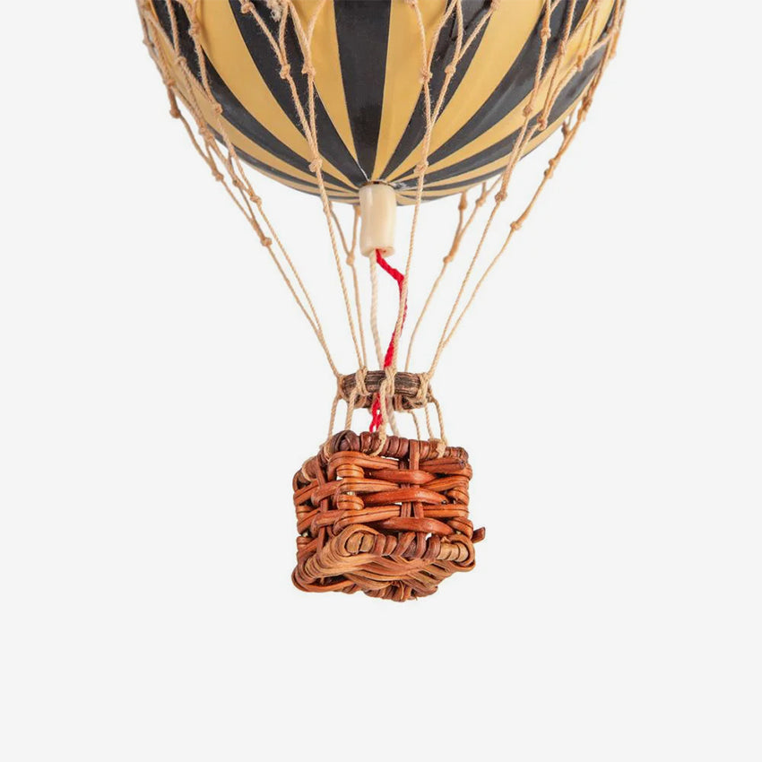 Authentic Models | Hot Air Balloons - Flotter dans les Airs