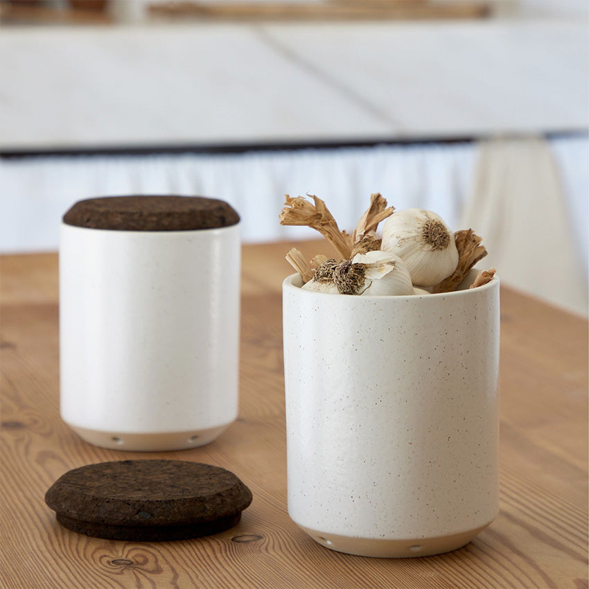 Casafina | Modern Storage Garlic Canister with Smoked Cork Lid