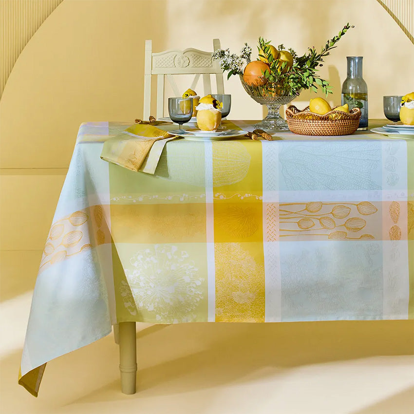 Garnier Thiebaut | Mille Lieues Aube Tablecloth