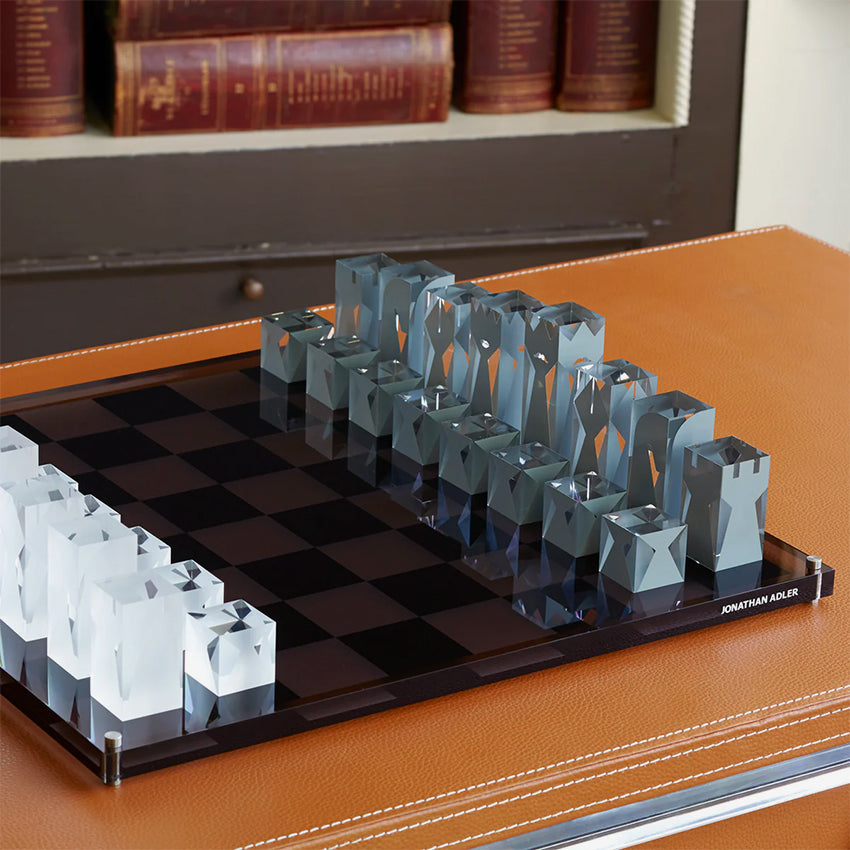 Jonathan Adler | Jeu d'échecs en acrylique noir