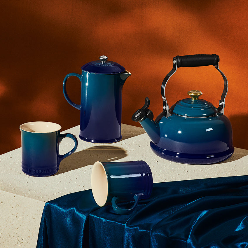 DUSVALLY Grande tasse à café en céramique avec couvercle - Grand mug en  porcelaine pour latte ou thé - 500 ml - Noir