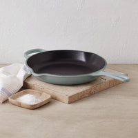 Le Creuset | Signature Cast Iron Skillet