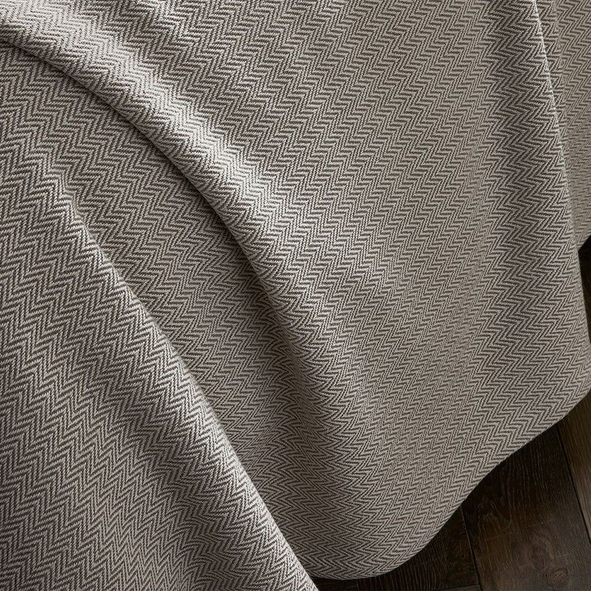 Matouk | Avalon Blanket