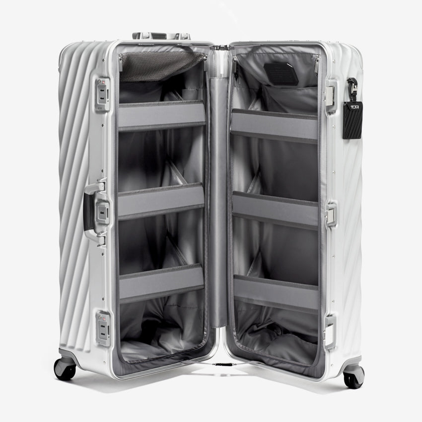 Tumi | 19 Degree Aluminum Luggage