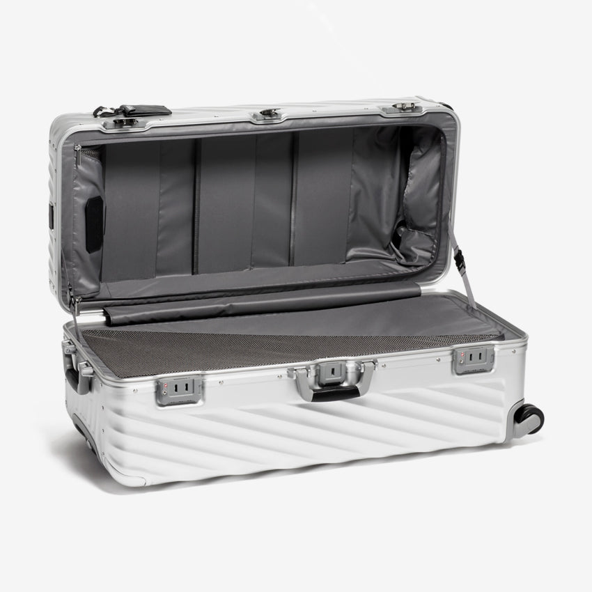 Tumi | 19 Degree Aluminum Luggage