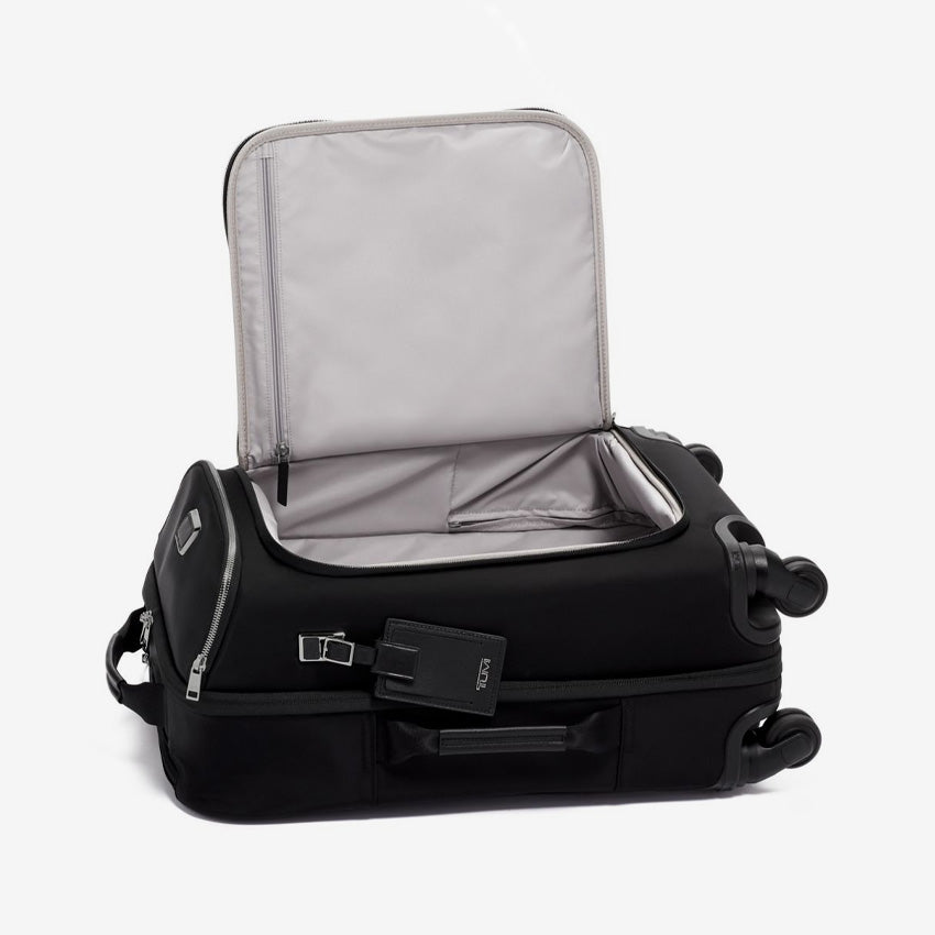 Tumi | Voyageur Leger International Luggage