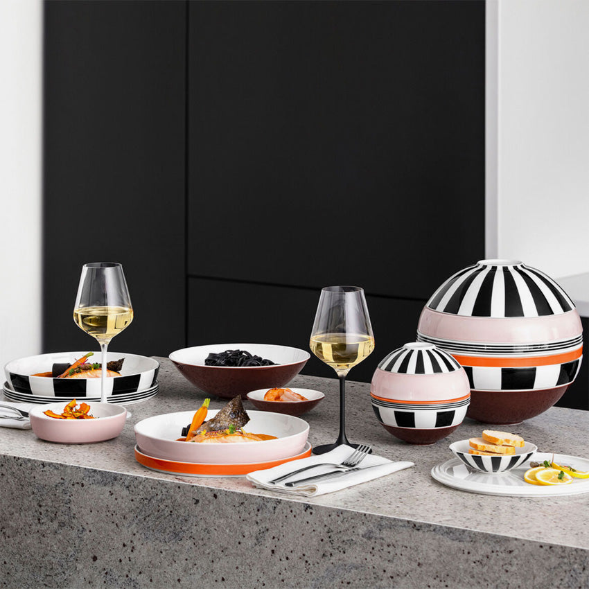 Villeroy & Boch | Iconic La Boule Dinnerware Plate Set