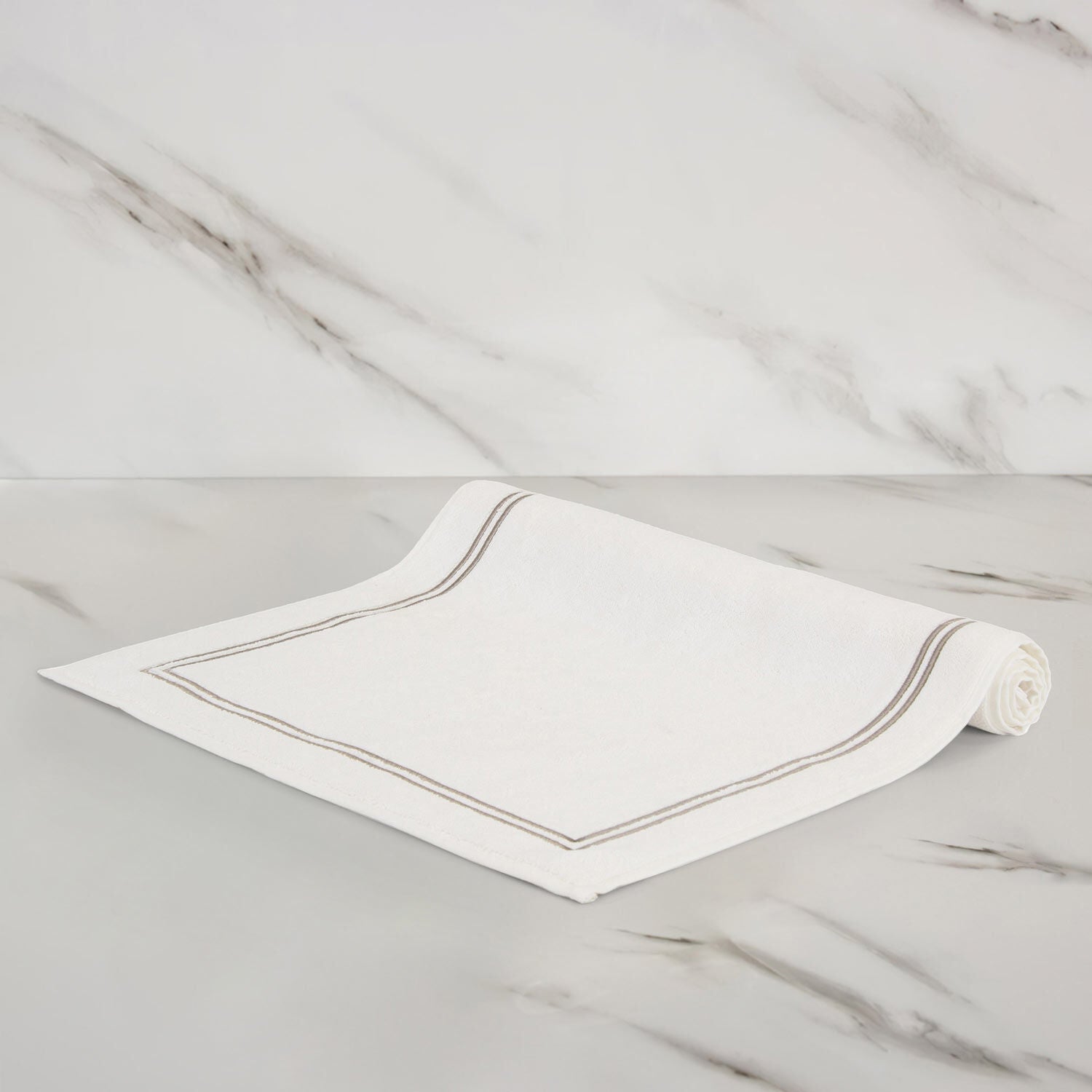 Frette | Hotel Classic Bathmat White&Khaki
