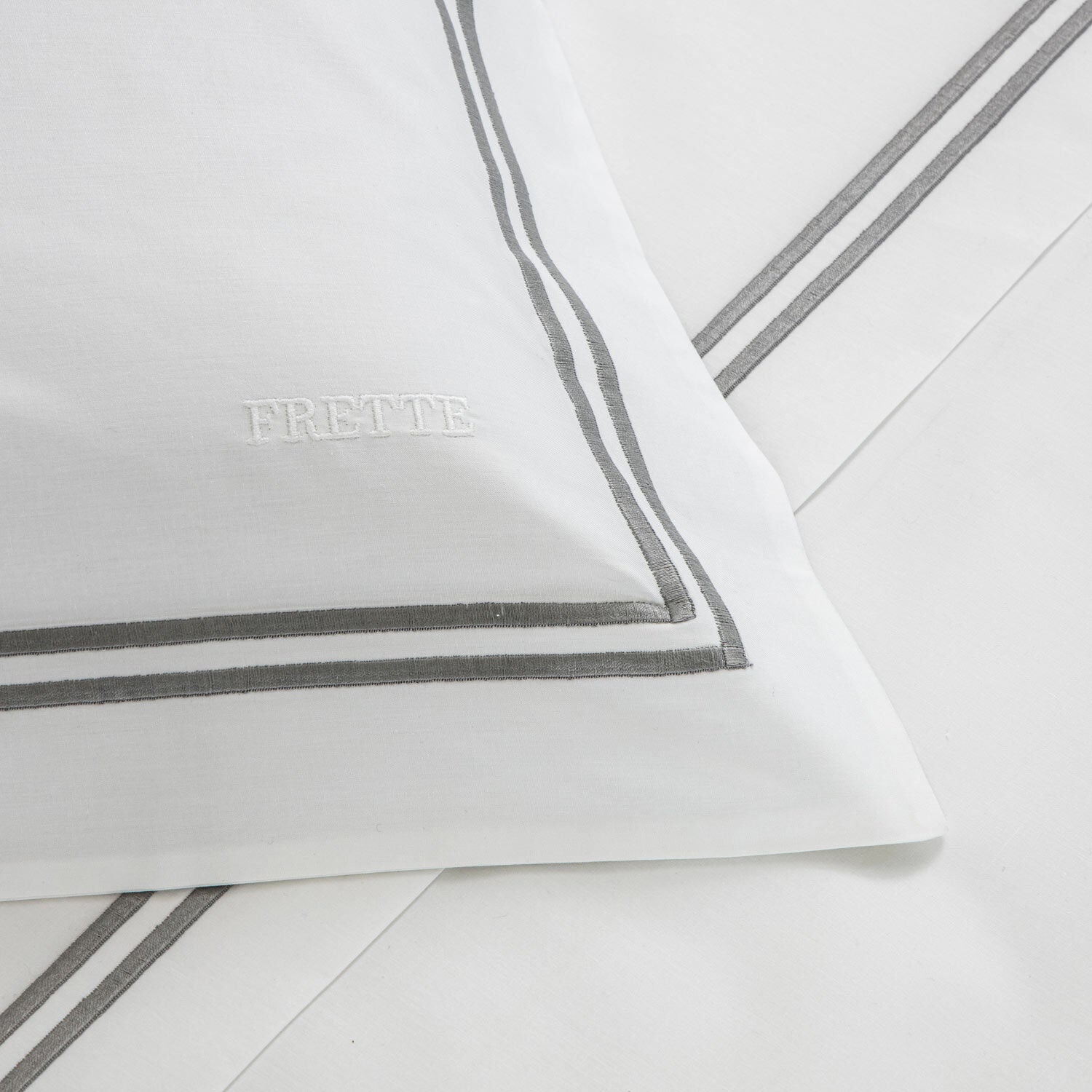 Frette | Hotel Classic King Housse de couette - Blanc&Gris
