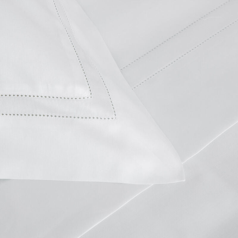 Maison Lipari Doppio Ajour Queen Duvet Cover |White Cotton| 230x230 cm  FRETTE.