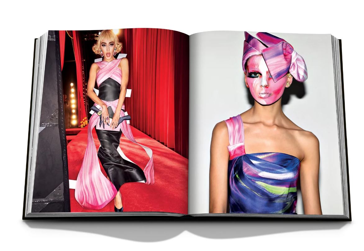 Assouline | Moschino