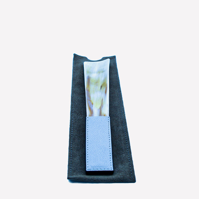 Maison Lipari GIOBAGNARA Corno Shoehorn Small Printed Calfskin Light Grey  GIOBAGNARA.