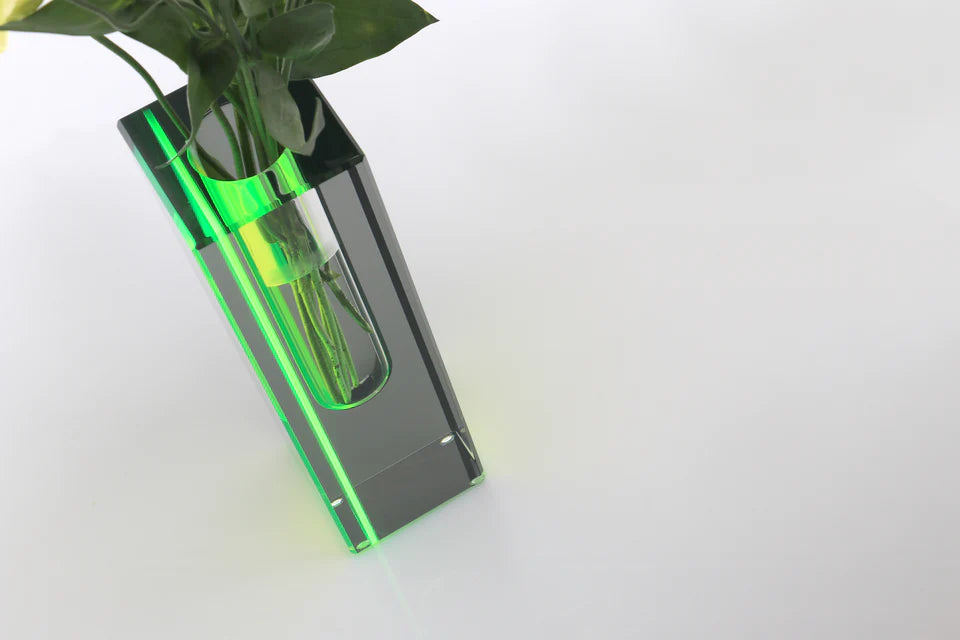 Alexandra Von Furstenberg | Eclipse Vase Tall- Green - Limited Edition