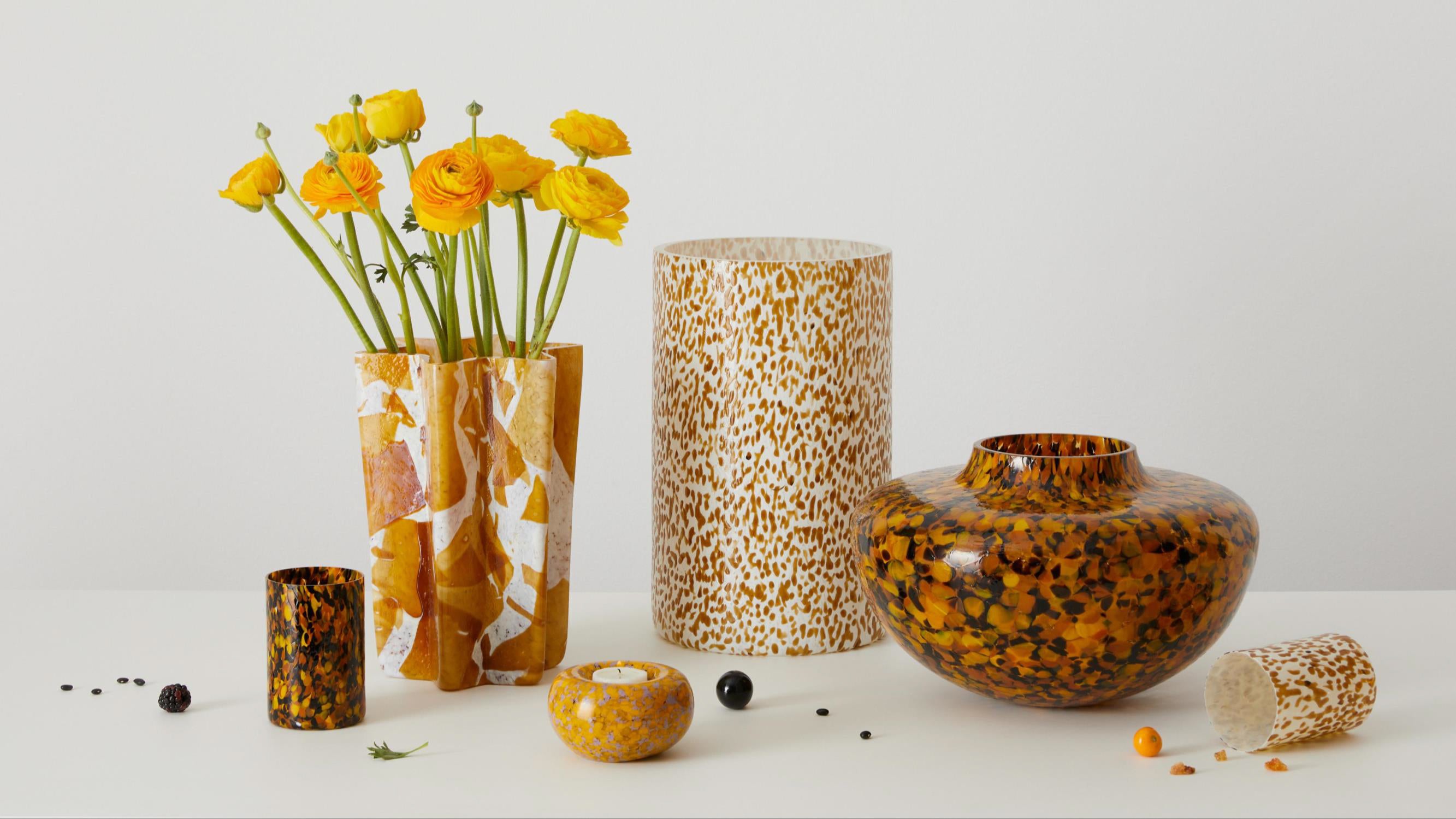 Stories Of Italy | Extra Tall Macchia su Macchia Vase- Ivory & Amber