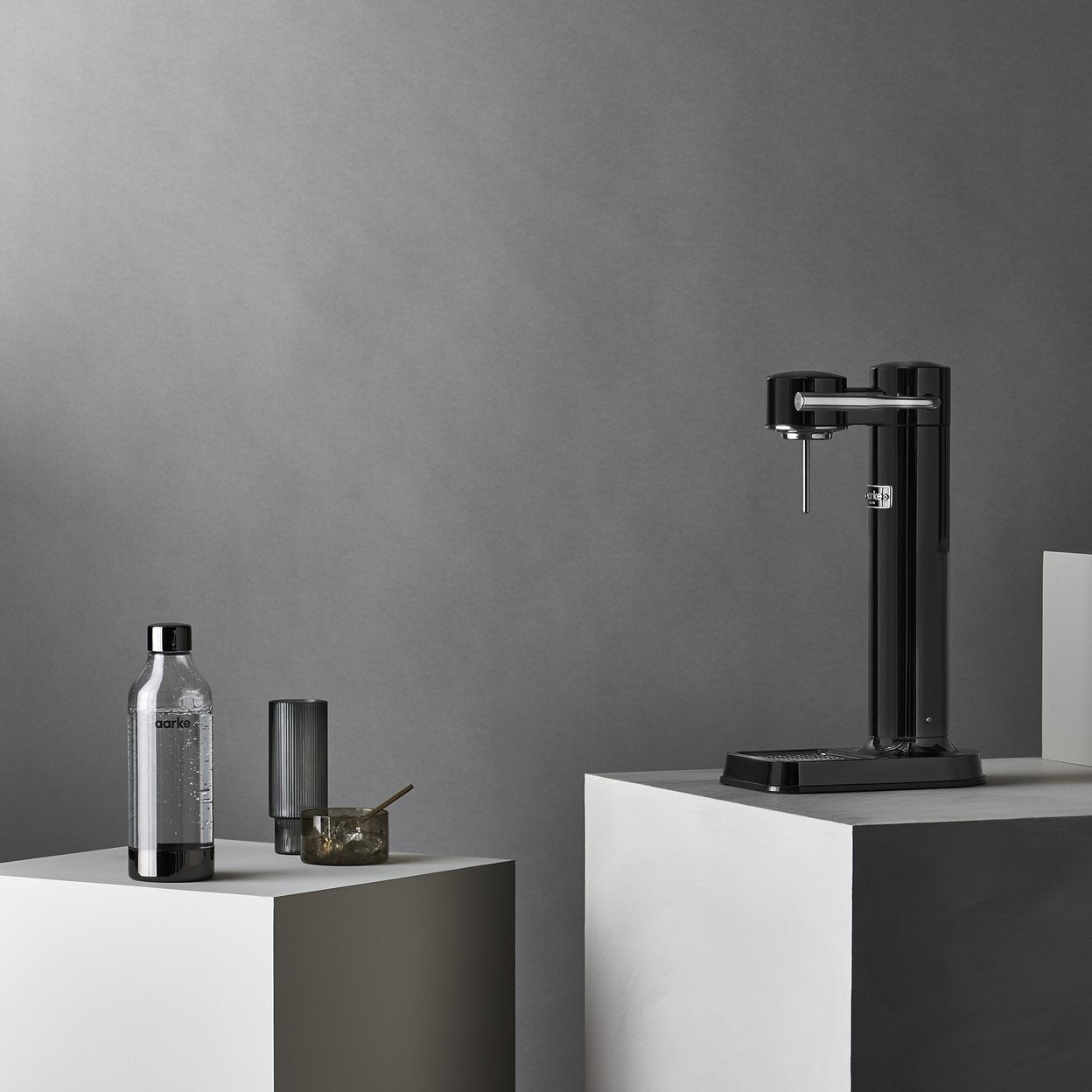 Maison Lipari Sparkling Water Carbonator III Black Chrome  AARKE.