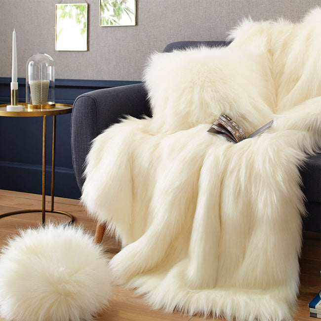 Maison Lipari Faux Fur Throw - Himalayan Ivory  EVELYNE PRELONGE.