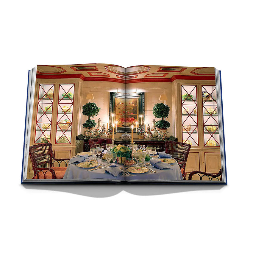 Assouline | Valentino: At the Emperor's Table