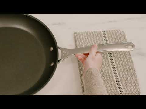 Le Creuset | Toughened Nonstick Pro Fry Pan