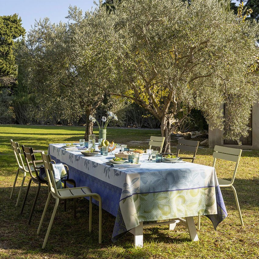 Le Jacquard Français | Arrière-Pays Tablecloth