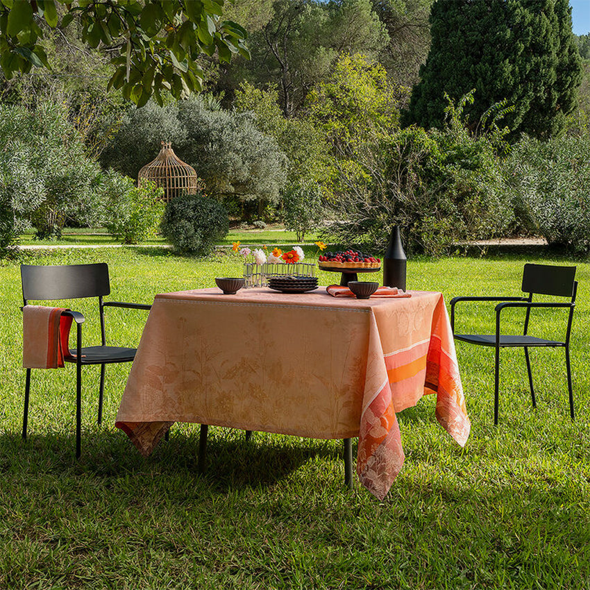 Le Jacquard Français | Instant Bucolique Tablecloth