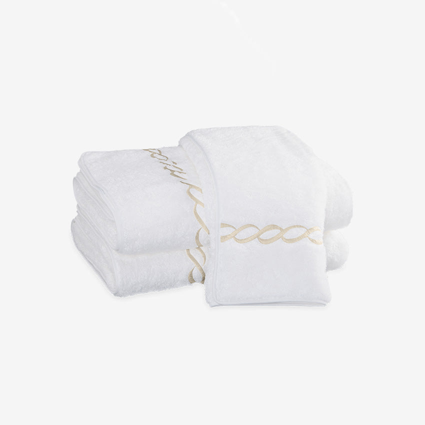 Matouk | Classic Chain Hand Towel